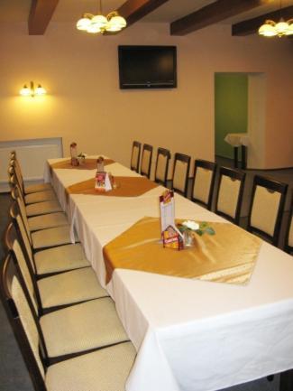 Hotel Manes Svratka 外观 照片